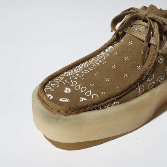 clarks Wallabee Cup Dark Olive print